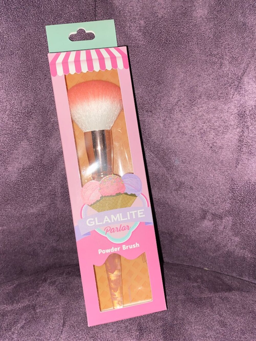 GlamLite Parlor Powder Makeup Brush, new in box